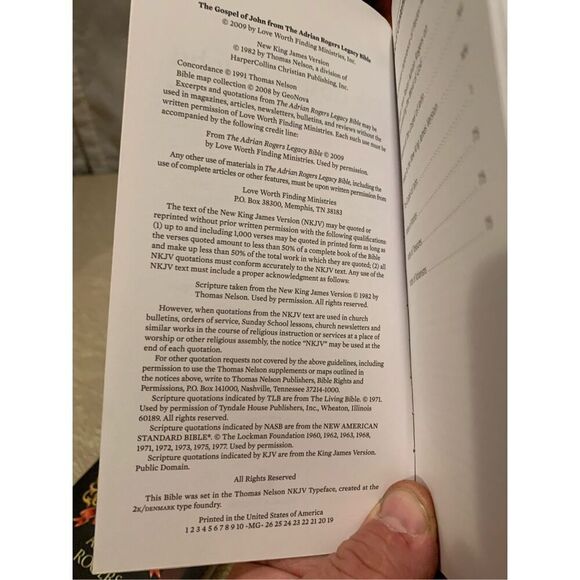 Assorted Religious Book Lot of 6-Gospel of John,Life Lessons by Max Lucado Good - Picture 5 of 9